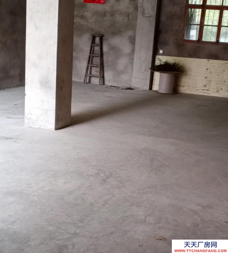 重慶墊江縣桂東小學附近庫房低價出租