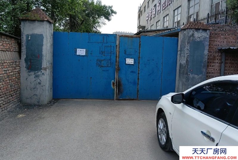 (出租) 鋼混結(jié)構(gòu),獨(dú)門獨(dú)院,緊鄰高速,交通方便