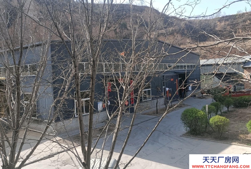 (出租) 有行車，三相電接入，停車便利