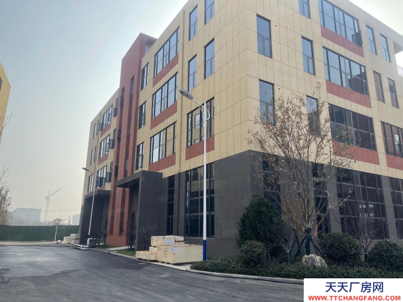 濟(jì)南長清138萬起現(xiàn)房廠房，送露臺，層高4.2米。