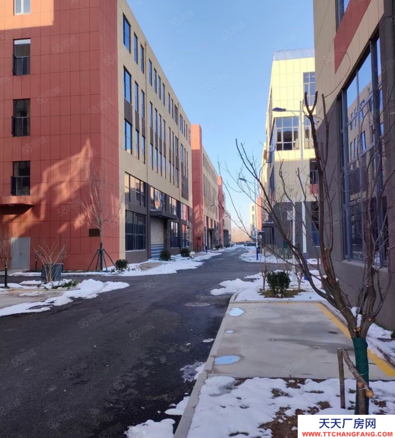 濟(jì)南長清138萬起現(xiàn)房廠房，送露臺，層高4.2米。