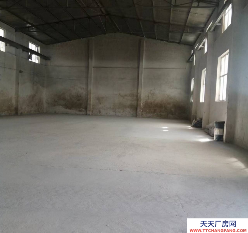 (出租) 交通便利，有三相電，庫房外有大片空地可利用非誠勿擾