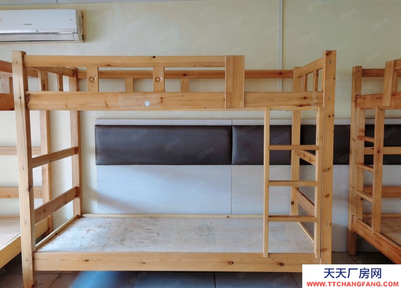 濟南長清104國道旁山水集團斜對過獨院倉庫出租