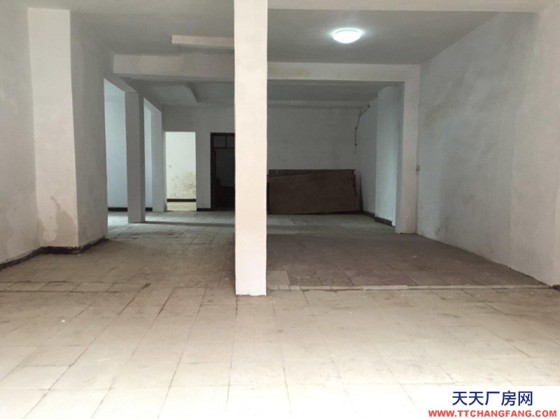 重慶南川倉庫900元/月，高速路口