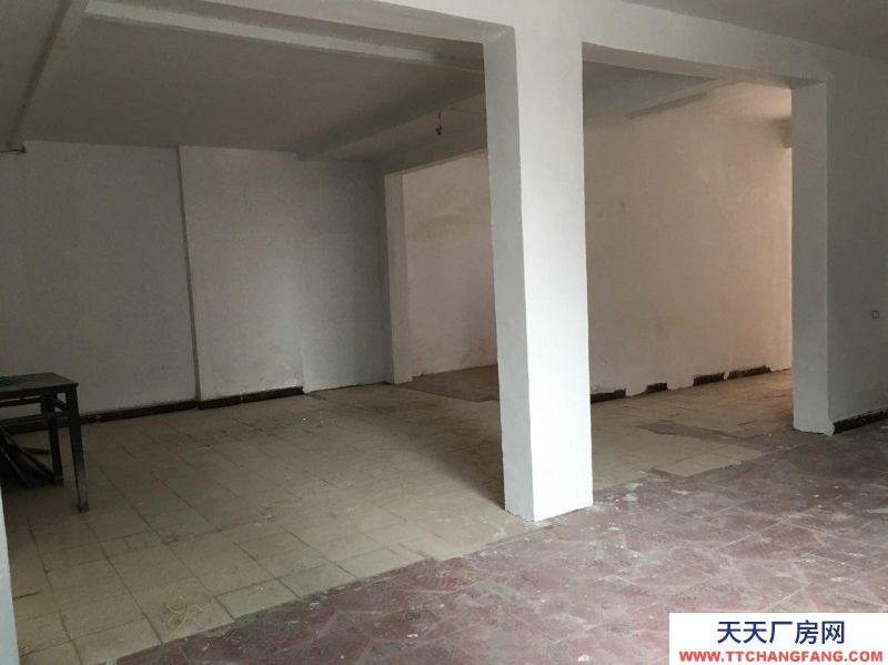 重慶南川倉庫900元/月，高速路口