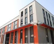 (出售) 武漢青山全新鋼構(gòu)廠房，首付3成，層10.8米，預(yù)留20噸牛腿