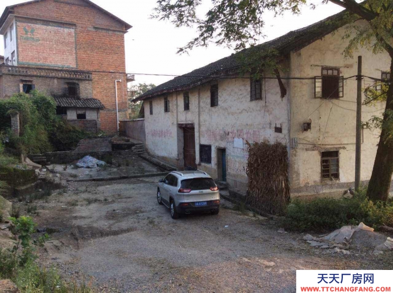 出售重慶涪陵獨(dú)門獨(dú)院3800平米證在手