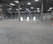 (出租) 武漢漢南標(biāo)準(zhǔn)雙邊高臺庫，大小可隨意分租。花園式廠房