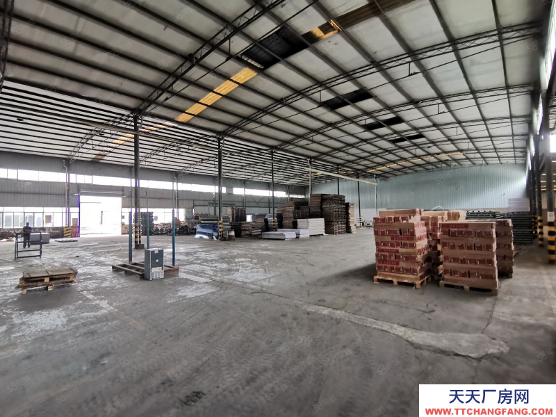 重慶巴南4500平廠房出租,離內(nèi)環(huán)近,掛車可進(jìn)配套齊全