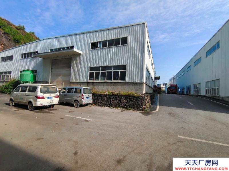 重慶黔江交通便利,帶行車,高12米