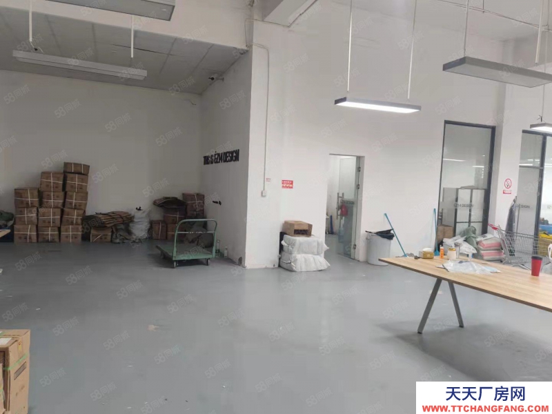 杭州上城(出租) 九堡一樓倉(cāng)庫(kù)出租 1280方 可分租 適合各類(lèi)倉(cāng)儲(chǔ)使用