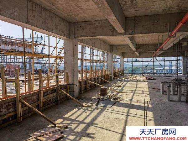 南京市秦淮區(qū)現(xiàn)房交付，花園式獨(dú)棟，生產(chǎn)辦公皆可，兩證齊全。