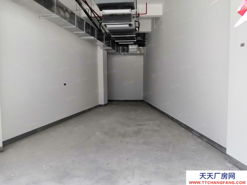 杭州上城(出租) 1樓倉(cāng)庫(kù)出租,交通卸貨方便,房東直租,價(jià)格可談,普大福地倉(cāng)庫(kù)