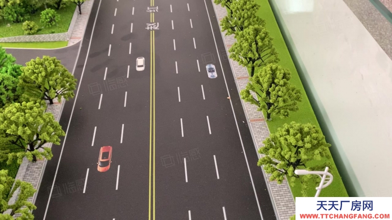 青島市北獨立產權雙層獨棟，場地大可進出半掛，付款靈活，價格可議