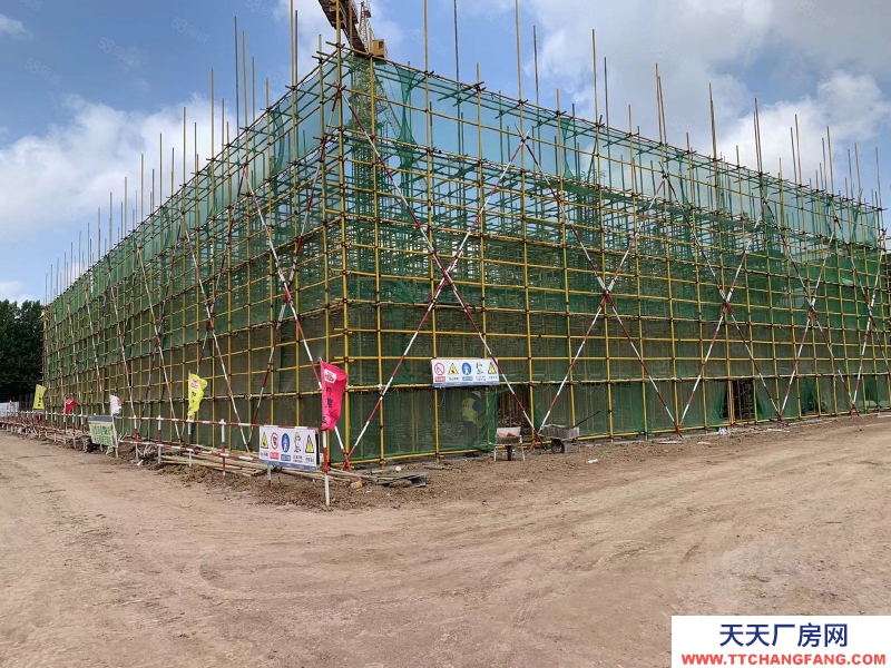 青島市北萊西經(jīng)開區(qū),獨(dú)棟廠房2400出售,緊鄰高速口,,大產(chǎn)權(quán)可貸款