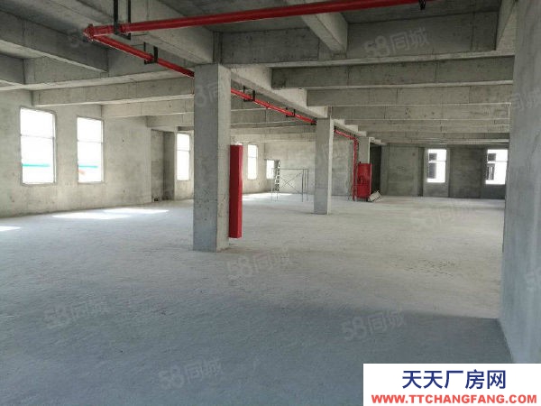 南京市六合區(qū)化工園地鐵站小面積標(biāo)準(zhǔn)廠房,兩證齊全,首付三成