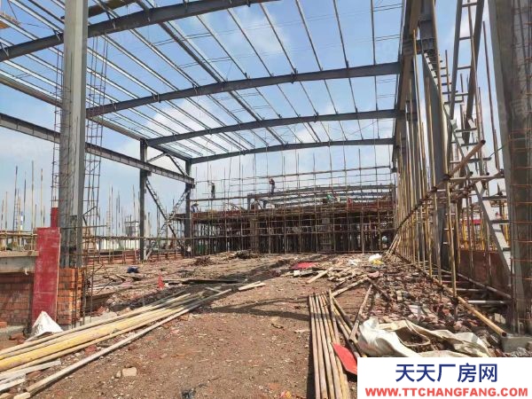 南京六合區廠房 首層10米 帶牛腿 可架設行車 可定制 歡迎咨詢