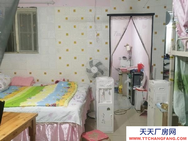 南京市雨花臺(tái)區(qū) 一樓好房 可放物住人