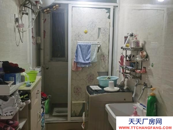 南京市雨花臺(tái)區(qū) 一樓好房 可放物住人