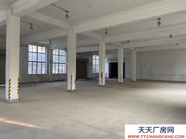 南京市雨花臺區(qū)單獨(dú)共三層樓，可整租也可分租，內(nèi)有電貨梯