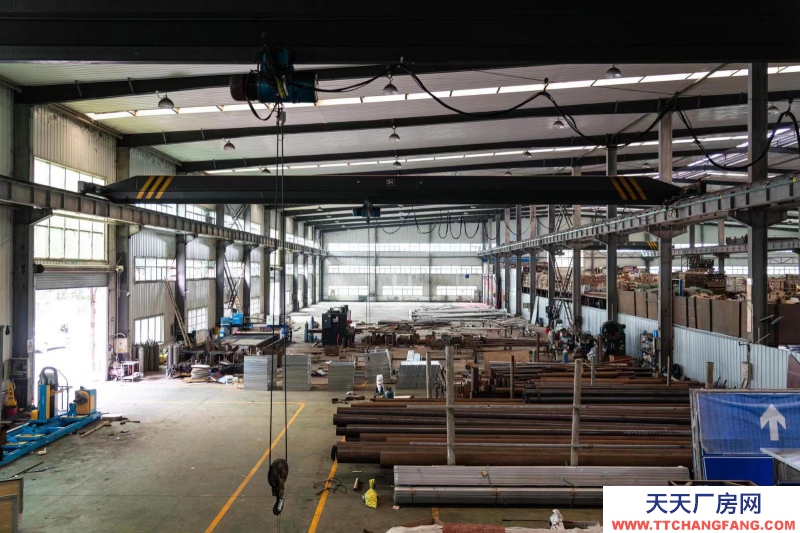 南寧市西鄉塘區(出租) 高新區高新五路廠房12米高有5噸航吊鋼結構標準廠房倉庫出租