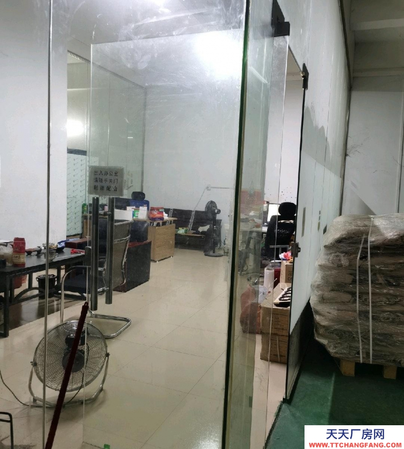 南寧市西鄉(xiāng)塘區(qū)(出租) 印刷工業(yè)城廠房，帶精裝辦公室