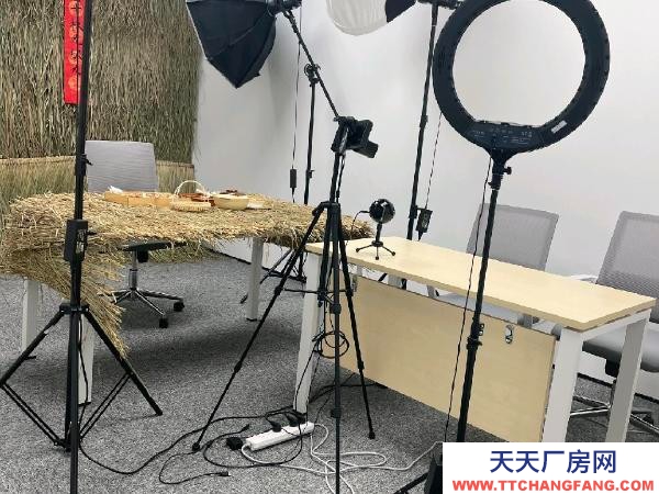 南京市建鄴區直播間場地租賃出租（可單間出租）