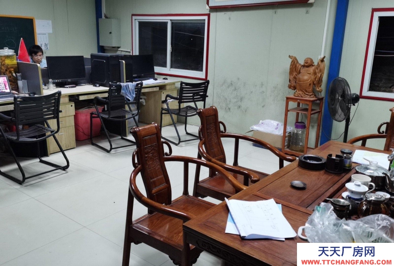 (出租) 有航吊！適合各種生產和加工！