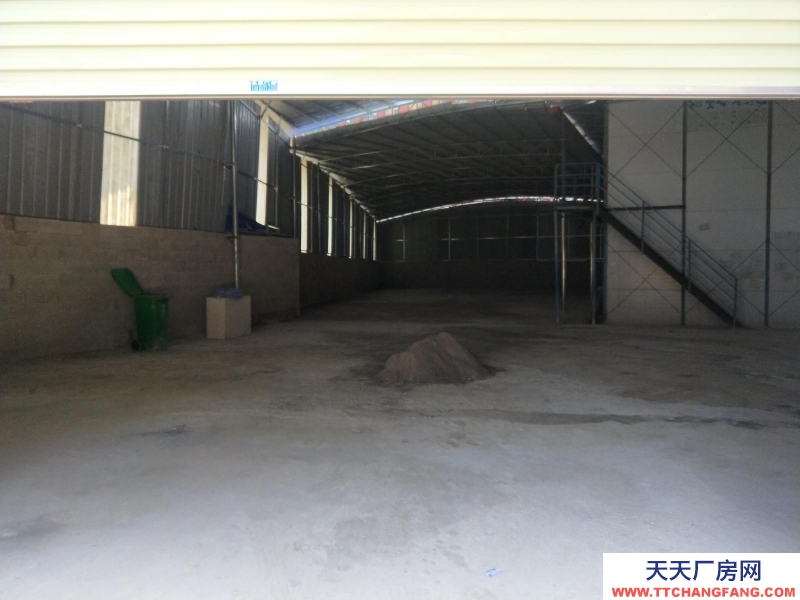 南寧市西鄉(xiāng)塘區(qū)(出租) 倉庫廠房出租，豐達(dá)路支路邊（皇氏乳業(yè)正門對面）