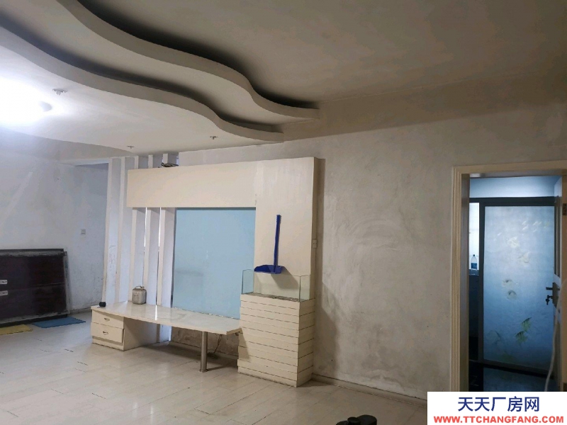 (出租) 西湖區(qū)二樓125平,另送100平露臺(tái)(獨(dú)用)