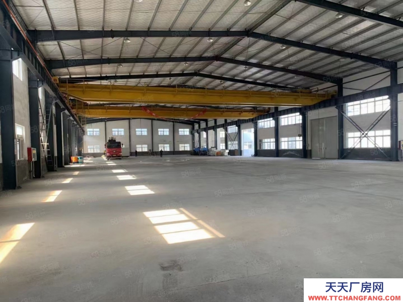 青島城陽出租高新區2600平和8200平獨棟高10米,產證帶航車