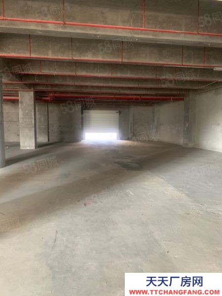 長沙市天心區 芙蓉南路地鐵口準現房有一樓!!