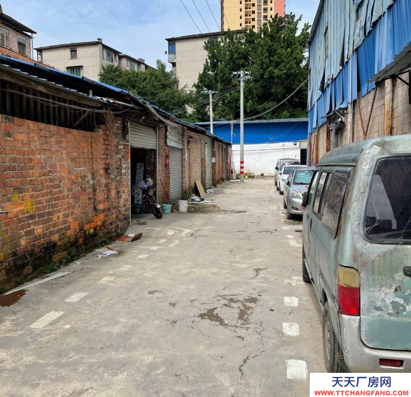 南寧市西鄉塘區(出租) 長期承包，自建倉庫廠房，有土地證。