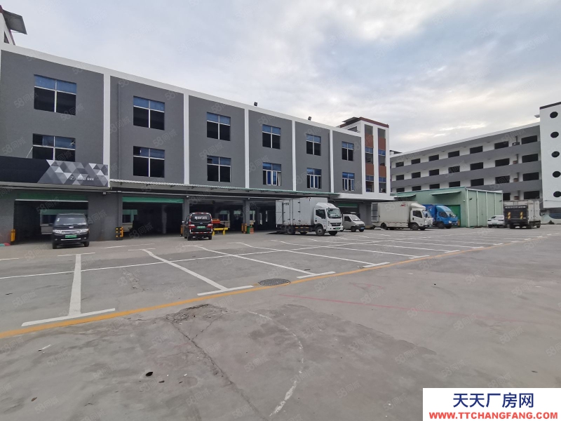 (出租)深圳龍崗 降了！坂田五和2仟平可分租，帶裝修辦公室廠房倉庫低價出租