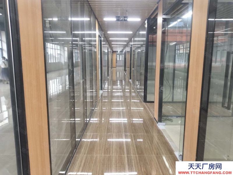 (出租)深圳龍崗 降了!坂田五和2仟平可分租,帶裝修辦公室廠房倉庫低價出租