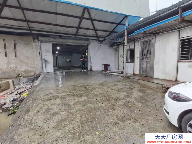 (出租) 深圳龍崗平湖白坭坑獨院鋼構1100平帶卸貨平臺倉庫廠房出租可分租