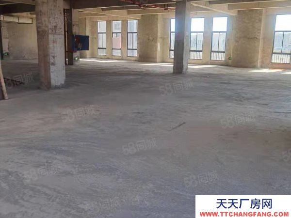 長沙市開福區(qū)青竹湖380平現(xiàn)房廠房，帶貨梯，可辦公可倉庫