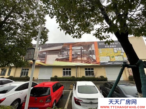 南京市玄武區(qū)汽車生活廣場 各種汽車與體育業(yè)態(tài) 現(xiàn)有展廳籃球網(wǎng)球游泳館