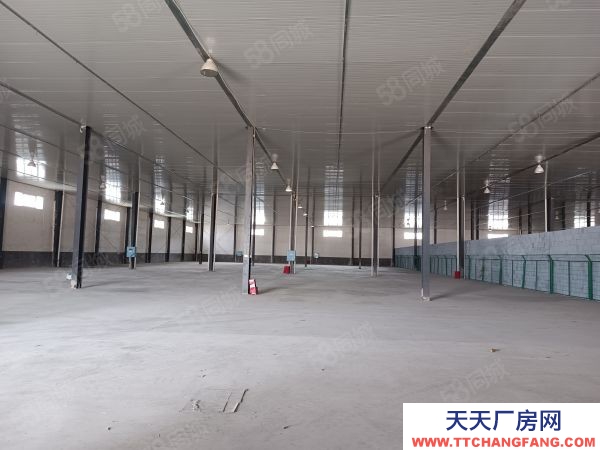 長沙市開福區芙蓉北路2500平高臺庫出租