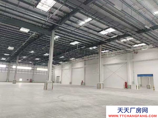 長沙市開福區深國際15萬平方綜合物流倉儲招租