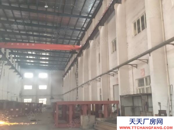 南京市溧水石湫機械廠房1512平方行車20噸交通方便層高18米