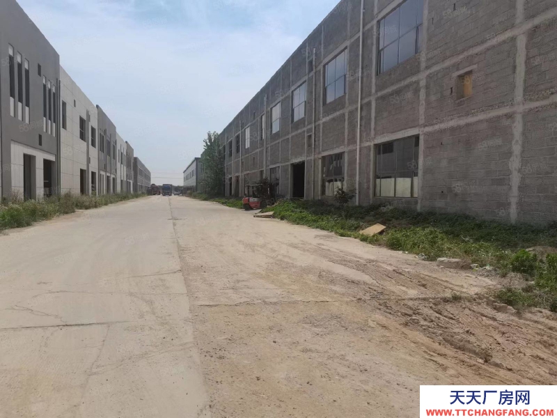 石家莊 藁城區塔東大街與世紀大道南行1公里 庫房出租