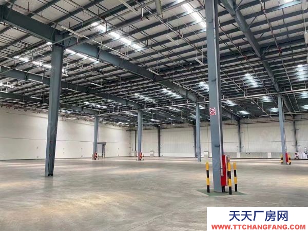 長沙市芙蓉區(qū) 星沙大道丁類消防倉儲1100平，2400平出租