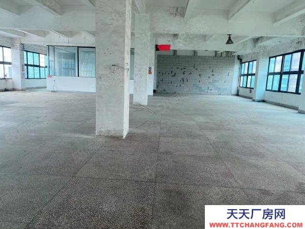 長沙市芙蓉區 馬王堆260一540平米倉儲辦公優價出租