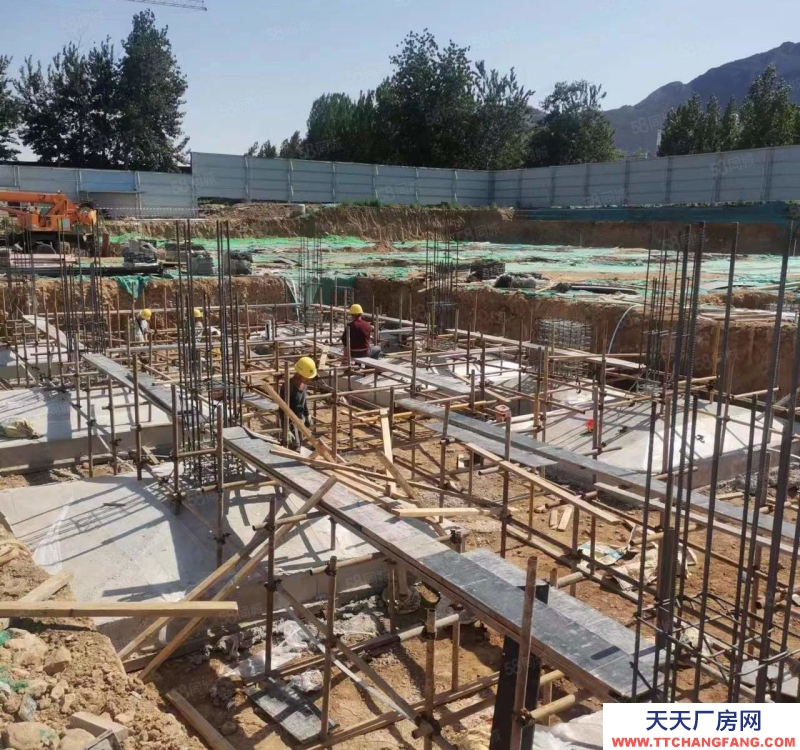 石家莊 鹿泉 9米挑高單層鋼結構廠房，贈小院！贈小院！