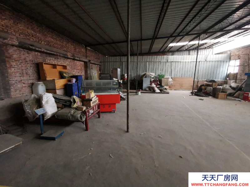 (出租) 莎溝村加油站后面200平米庫房出租