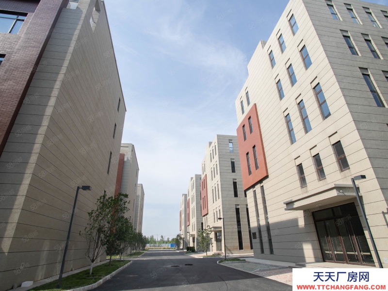 保定 高碑店 高速口，地鐵旁現房獨棟廠房出租可辦公生產庫房