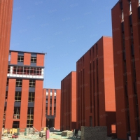 保定 高碑店 租售獨(dú)棟辦公樓廠房 配套設(shè)備齊全 交通方便高速口高鐵旁