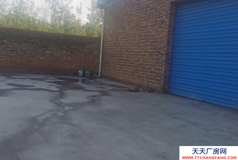 (出租) 1000平米三相電，水暖齊全，交通便利