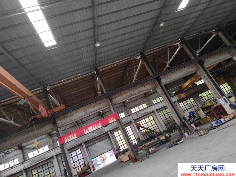 彭州濛陽鎮2500㎡獨院廠房、倉庫出租，房高10-12米，有行車